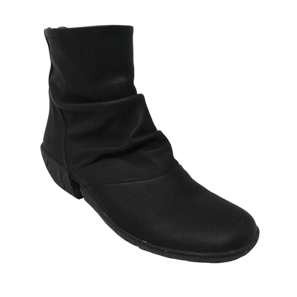 El Naturalista 5481 Black Leather Ankle‎ Boots